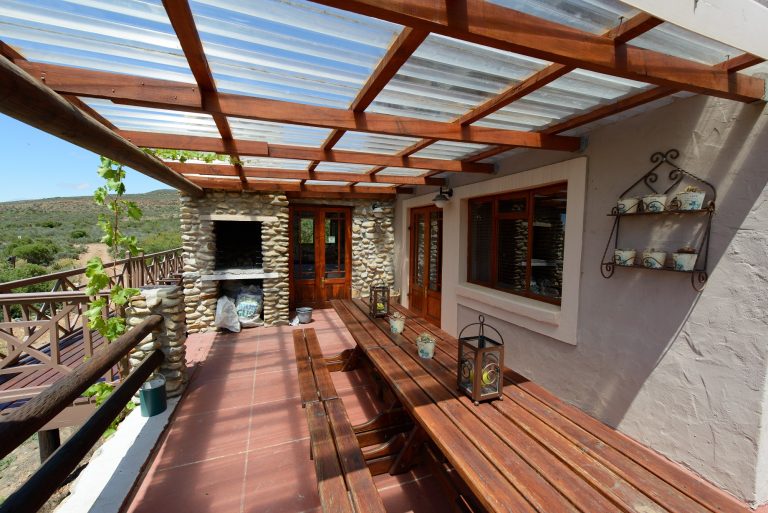 Chenin Braai Area and Patio