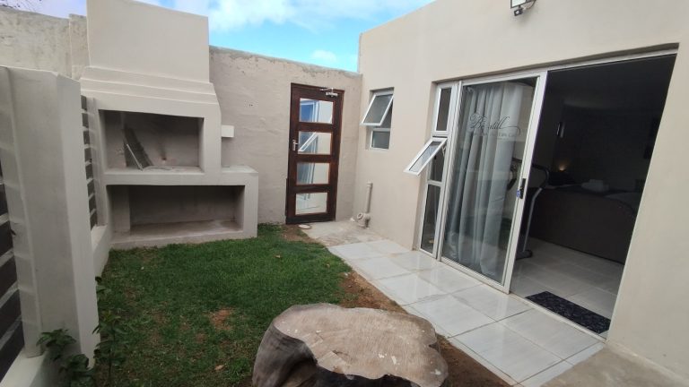 Accommodation Oranjemund 768x432
