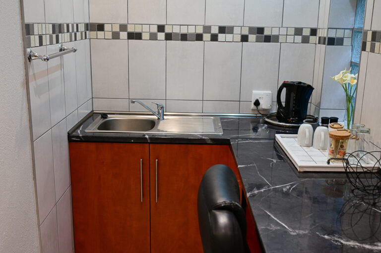 Kitchen top 768x511